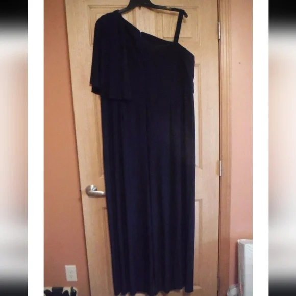 Elegant Navy One-Shoulder Pant Jumpsuit with Silver Accent - Picture 6 of 7